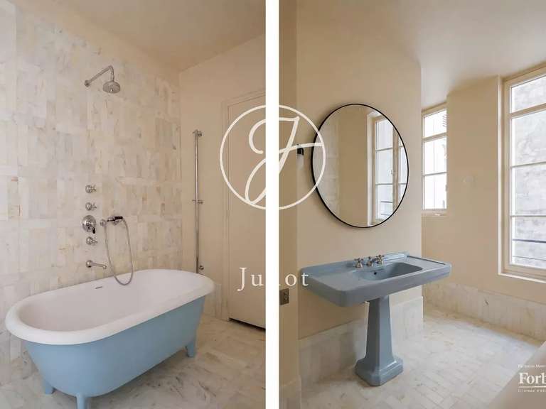 Appartement Paris 10e - 3 chambres - 156m²