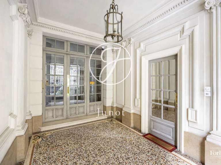 Appartement Paris 7e - 2 chambres - 95m²