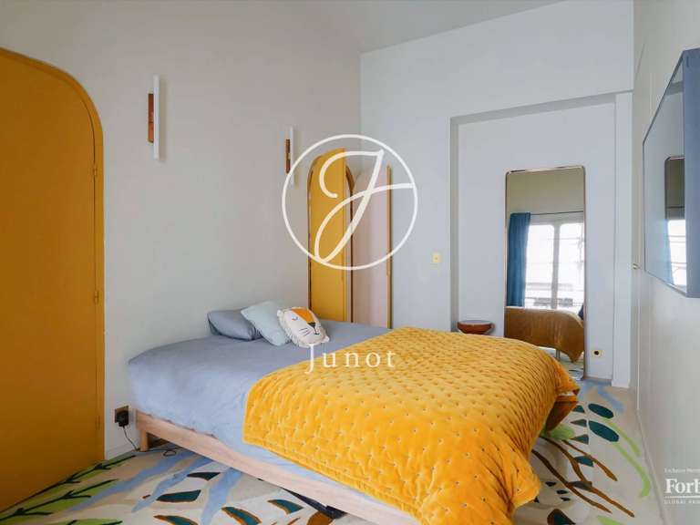 Appartement Paris 9e - 5 chambres - 230m²