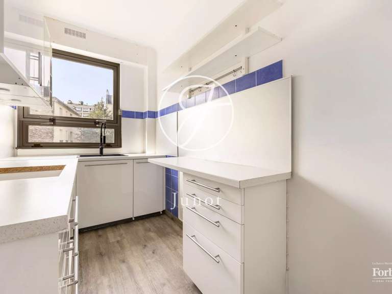 Appartement Paris 7e - 2 chambres - 68m²