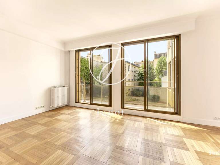 Appartement Paris 7e - 2 chambres - 68m²