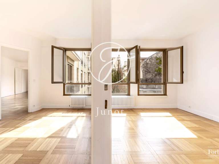 Appartement Paris 7e - 2 chambres - 68m²