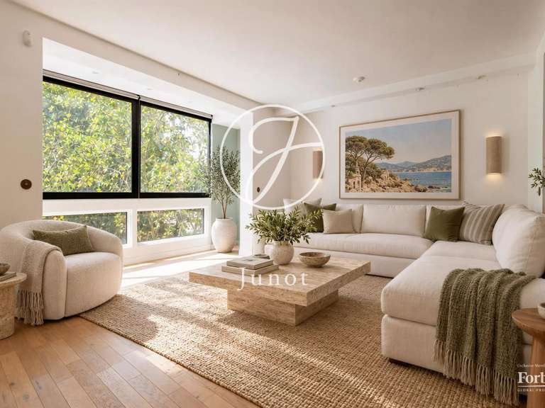Appartement Paris 7e - 2 chambres - 112m²