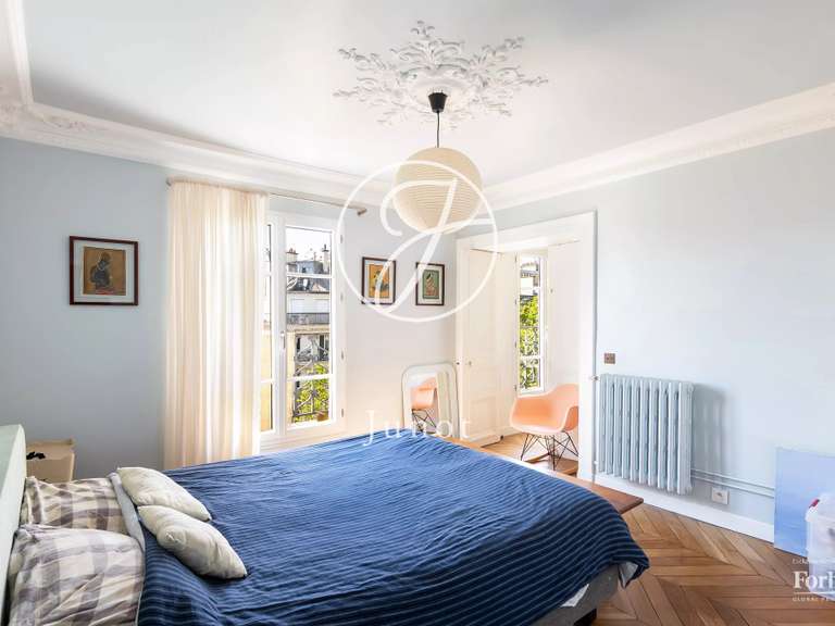 Appartement Paris 10e - 3 chambres - 117m²