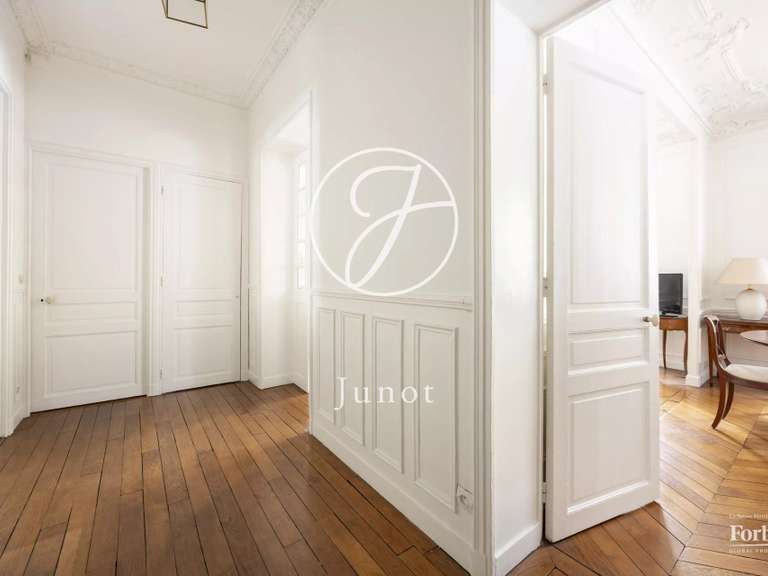 Appartement Paris 7e - 2 chambres - 89m²