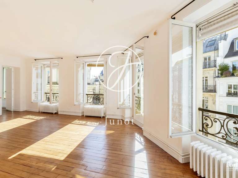 Appartement Paris 2e - 3 chambres - 99m²