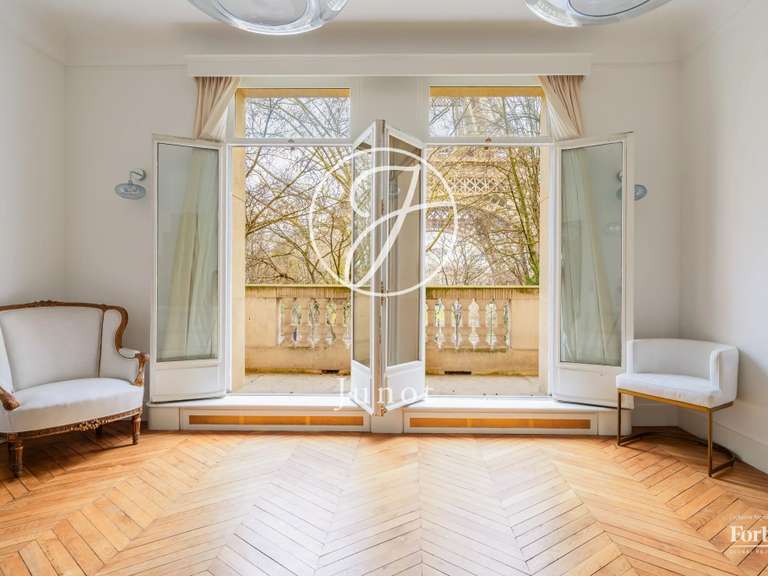 Appartement Paris 7e - 2 chambres - 107m²
