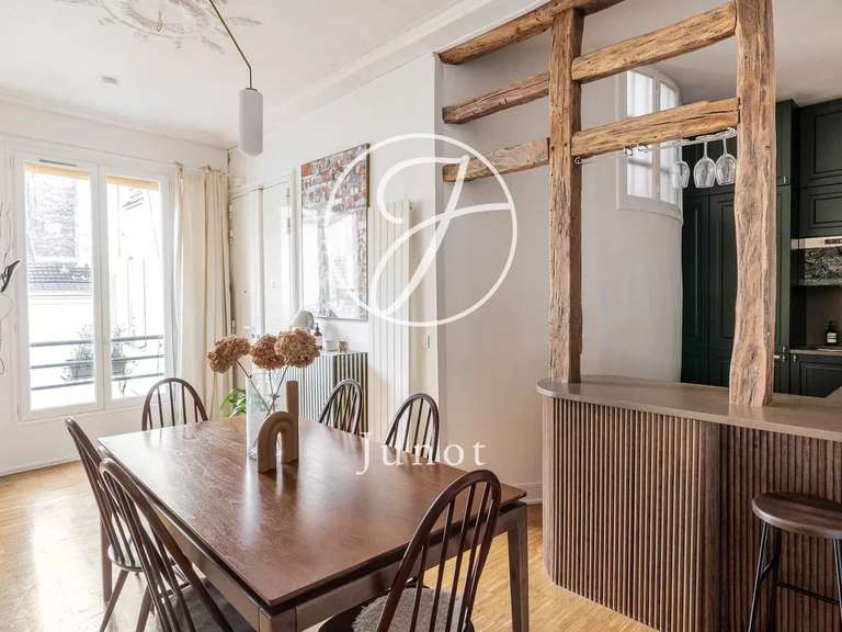 Appartement Paris 3e - 2 chambres - 70m²