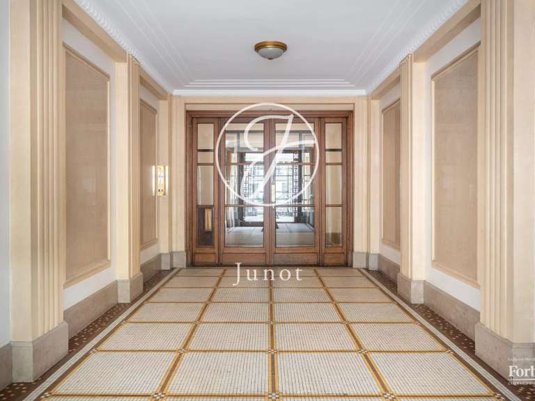 Appartement Paris 7e - 4 chambres - 174m²