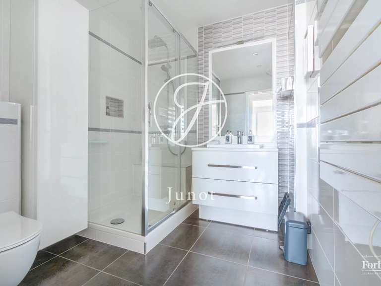 Appartement Paris 15e - 2 chambres - 86m²