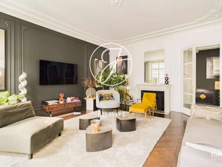 Appartement Paris 8e - 5 chambres - 166m²