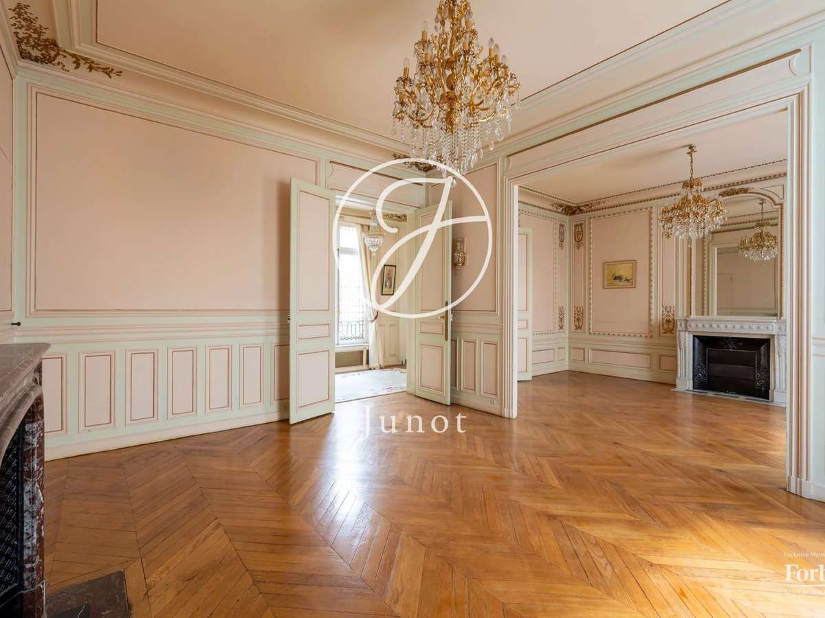 Apartment Paris 17e
