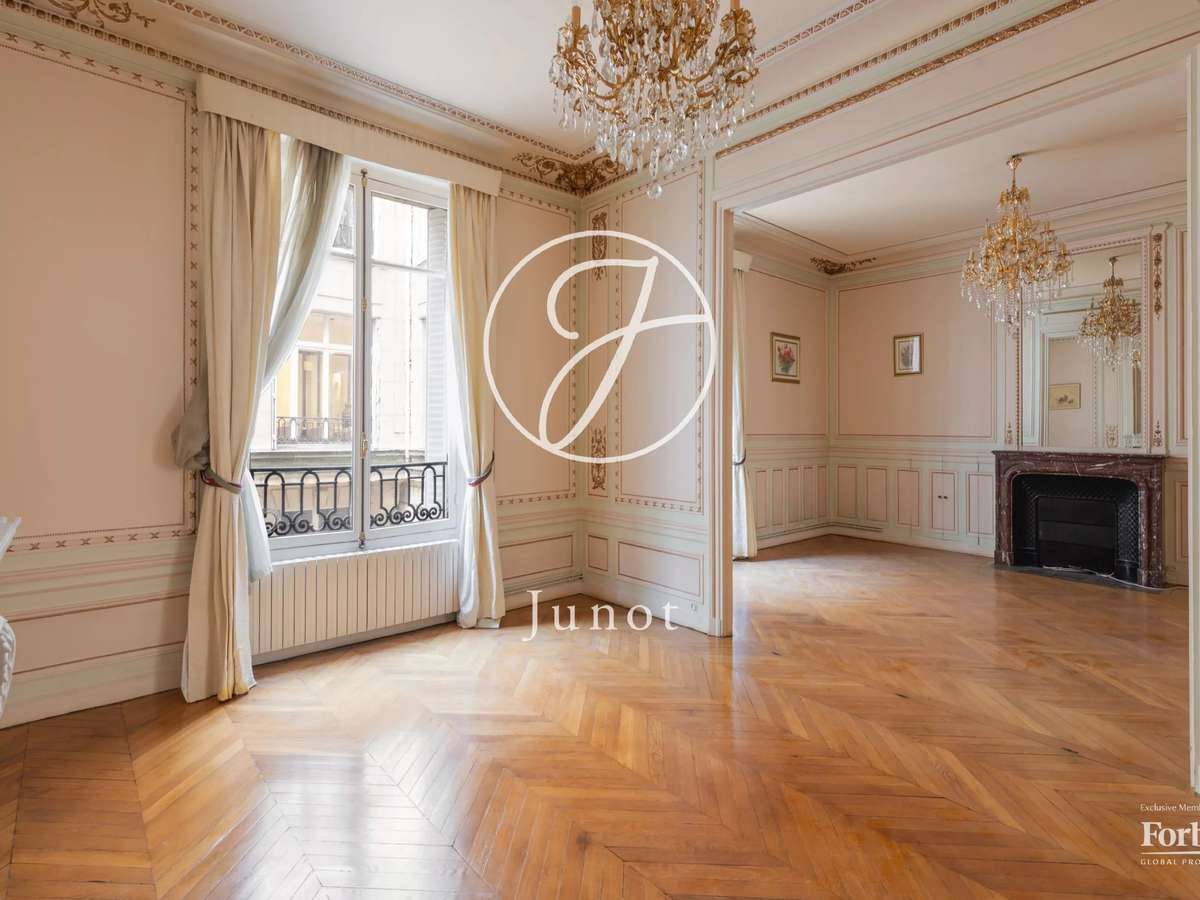Apartment Paris 17e