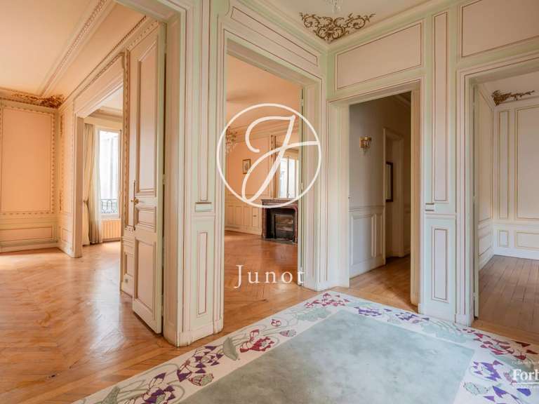 Appartement Paris 17e - 3 chambres - 170m²