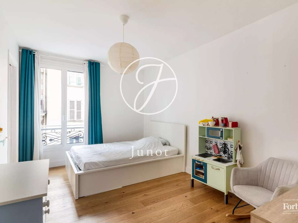 Apartment Paris 17e