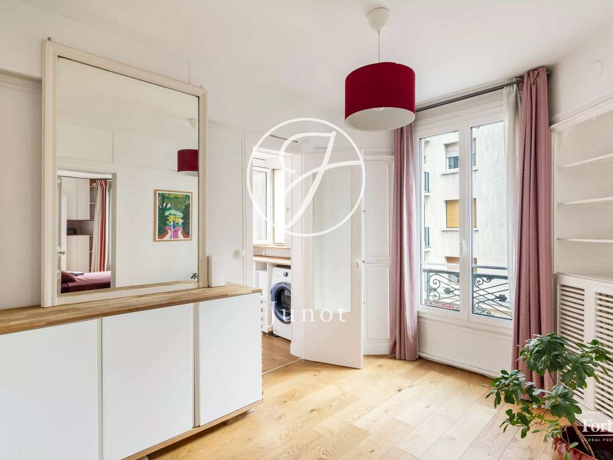 Apartment Paris 17e