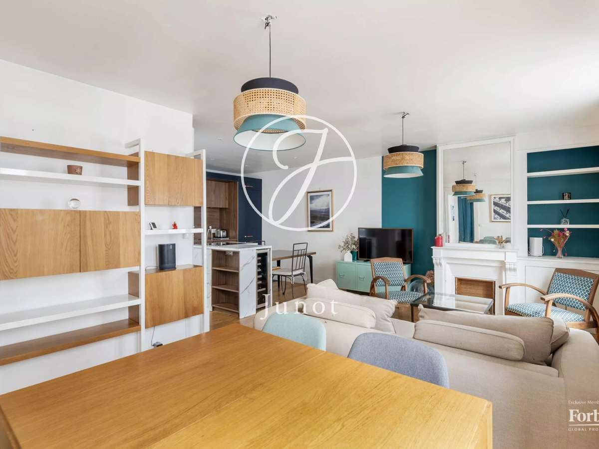Apartment Paris 17e
