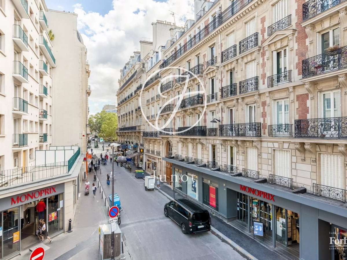 Apartment Paris 17e