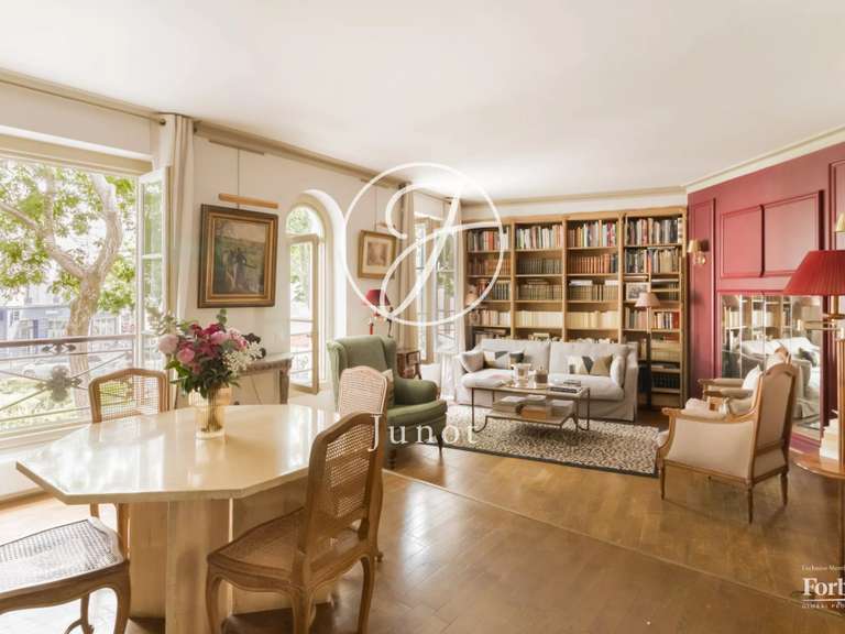 Appartement Paris 17e - 3 chambres - 119m²