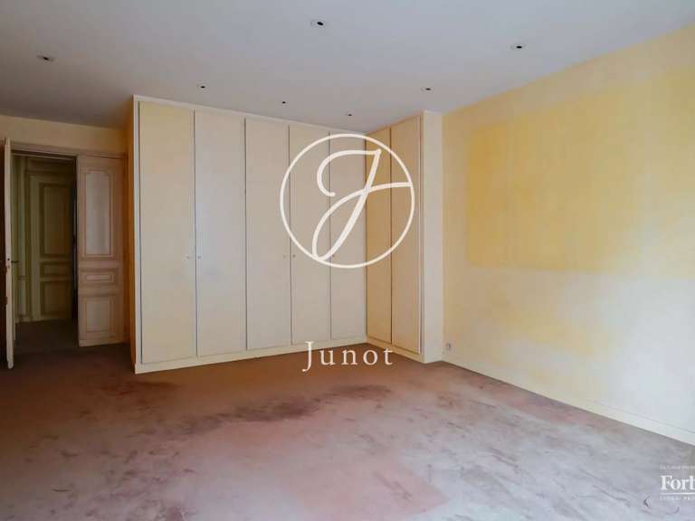 Appartement Paris 17e - 4 chambres - 235m²