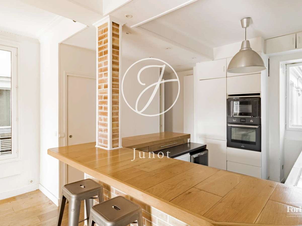 Apartment Paris 17e