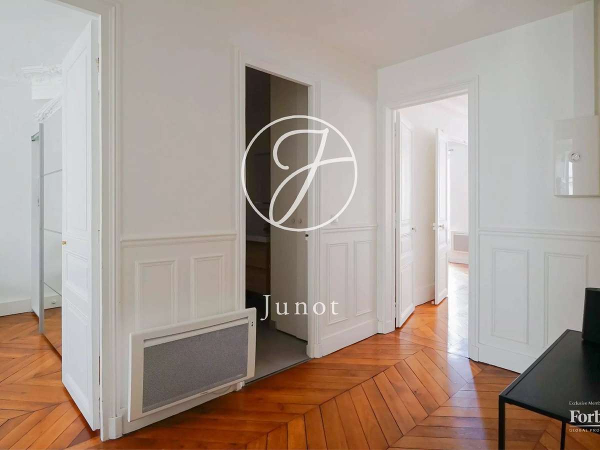 Apartment Paris 17e