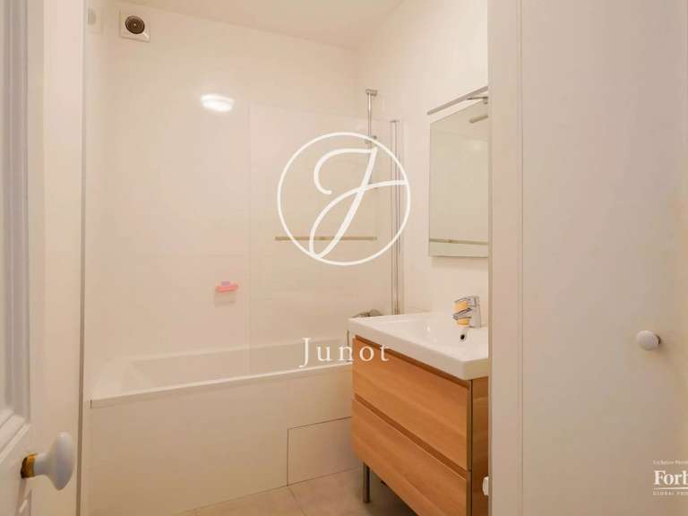 Appartement Paris 17e - 2 chambres - 62m²