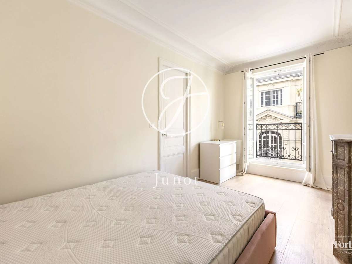 Apartment Paris 17e