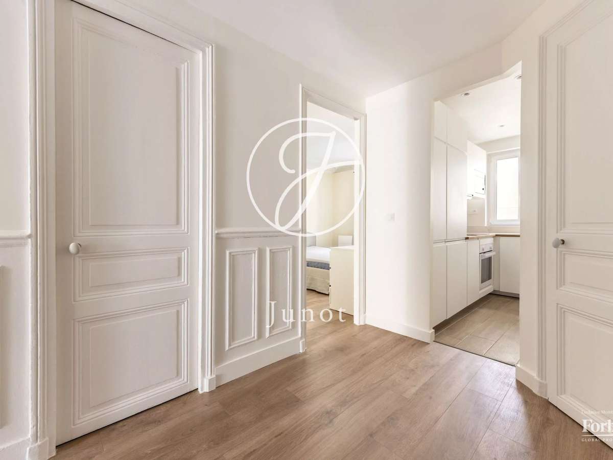 Apartment Paris 17e
