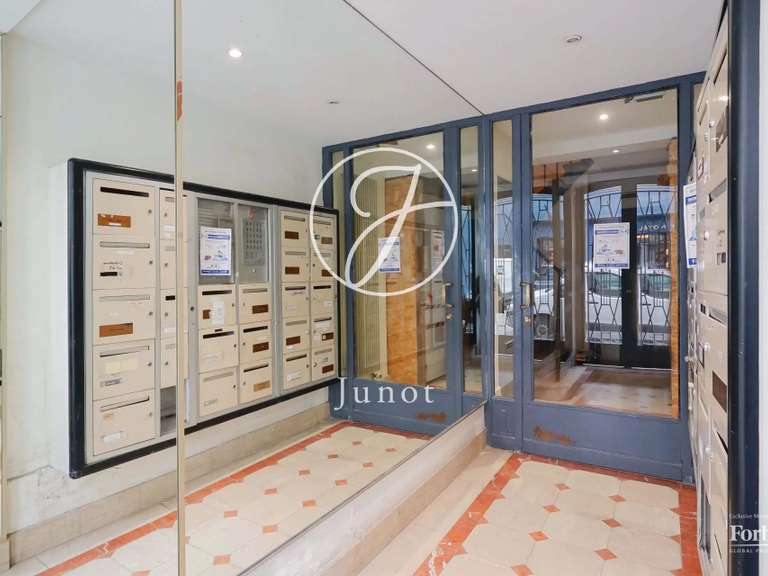 Appartement Paris 8e - 25m²