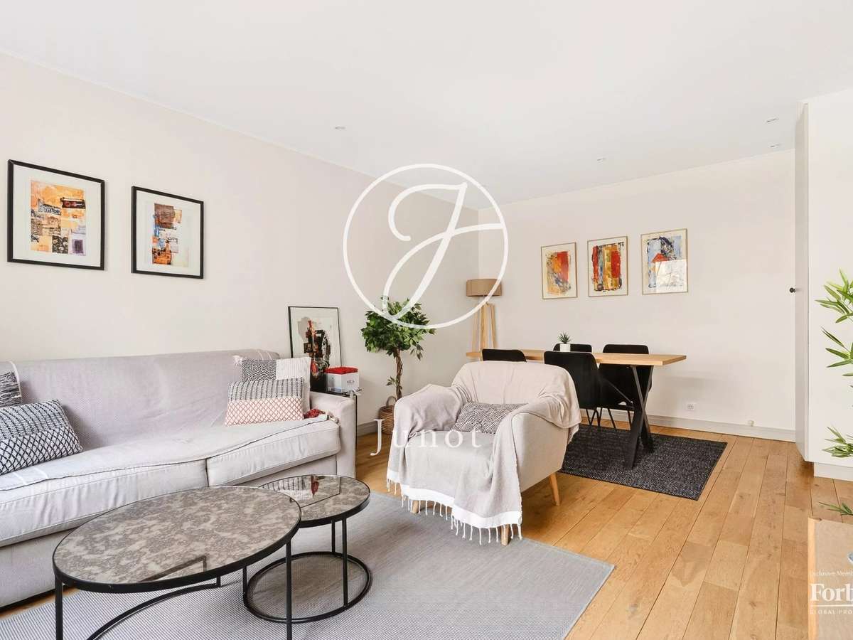 Apartment Paris 17e