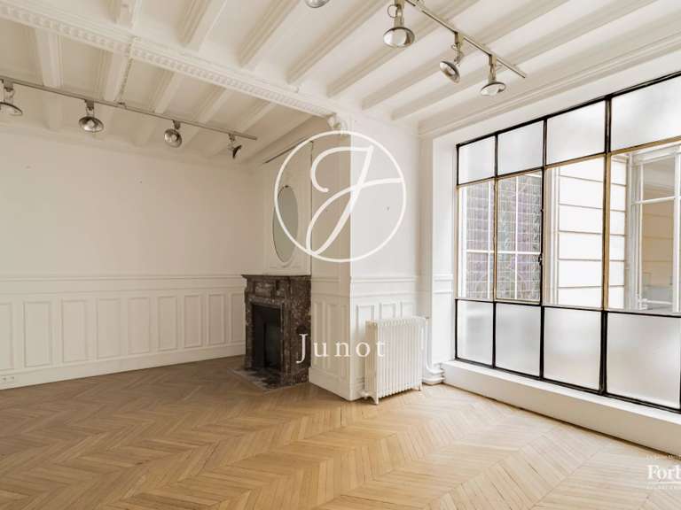 Appartement Paris 8e - 3 chambres - 282m²