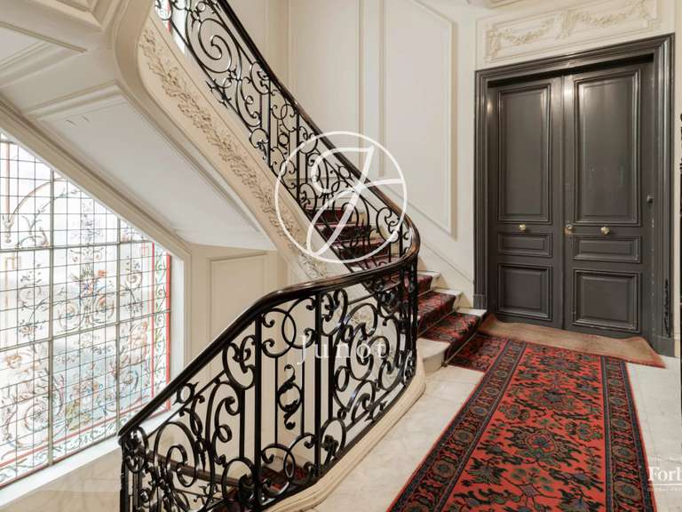 Appartement Paris 17e - 3 chambres - 282m²