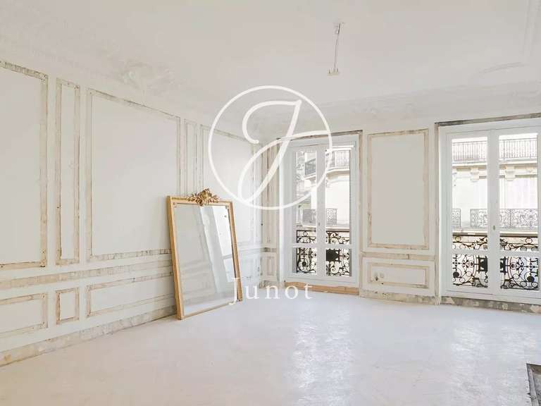 Appartement Paris 8e - 2 chambres - 125m²