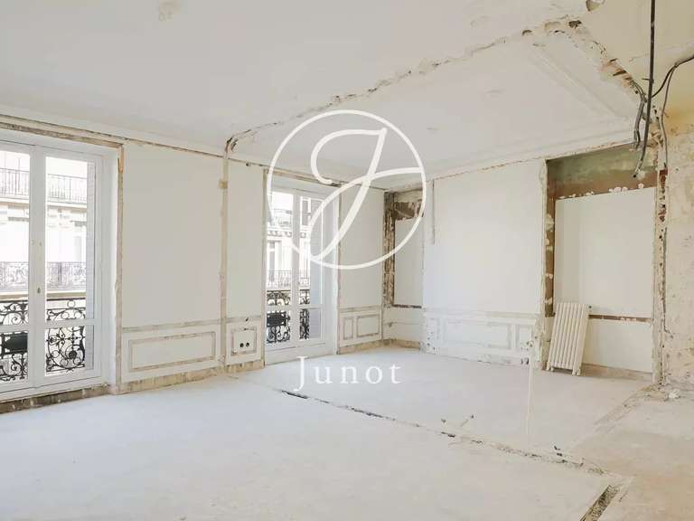 Appartement Paris 8e - 2 chambres - 125m²