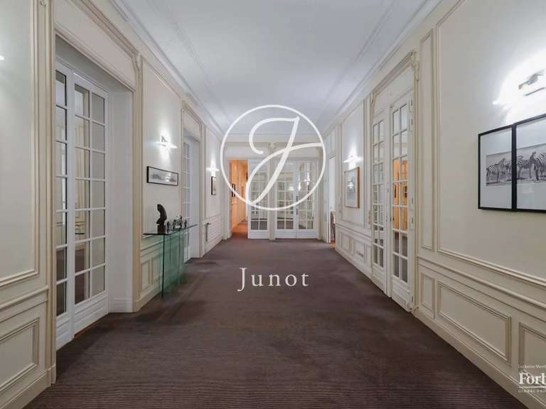 Appartement Paris 16e - 3 chambres - 453m²