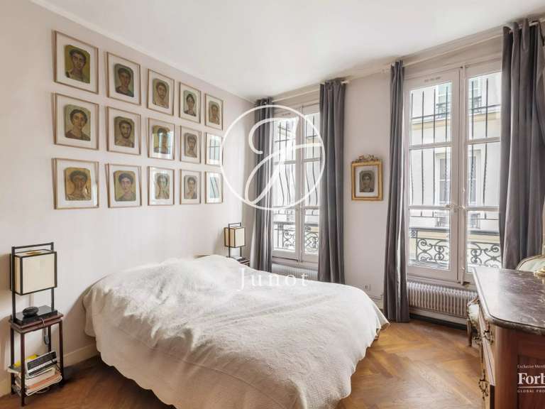 Appartement Paris 9e - 2 chambres - 92m²