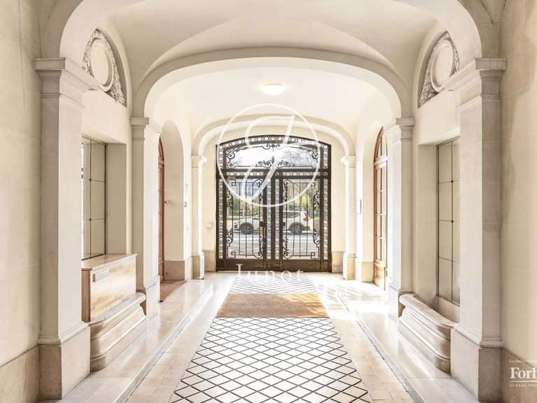 Apartment Paris 11e - 5 bedrooms - 222m²