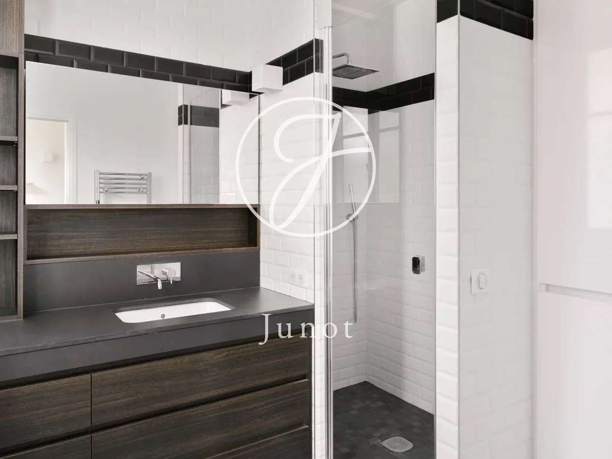 Apartment Paris 6e