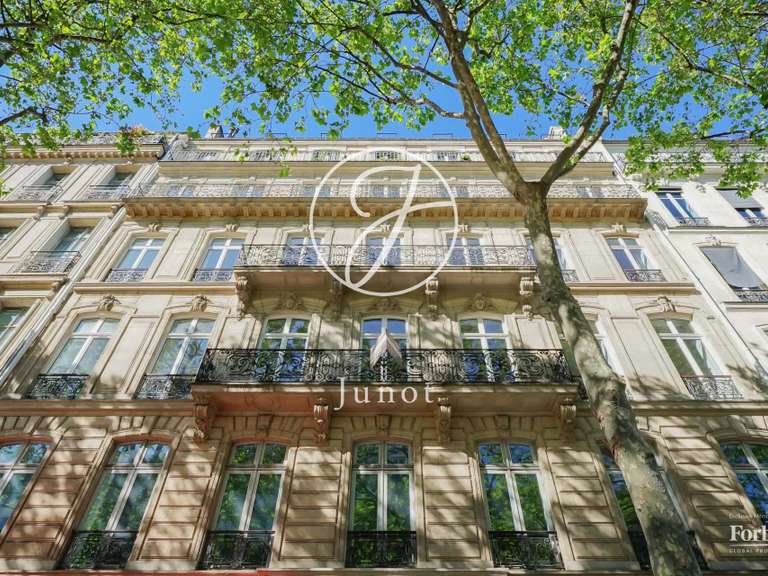 Appartement Paris 8e - 4 chambres - 253m²