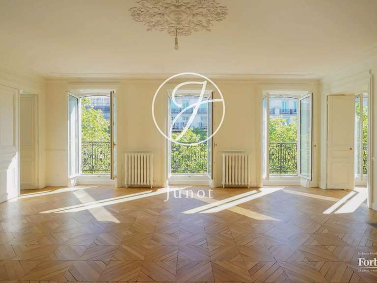 Appartement Paris 8e - 4 chambres - 253m²