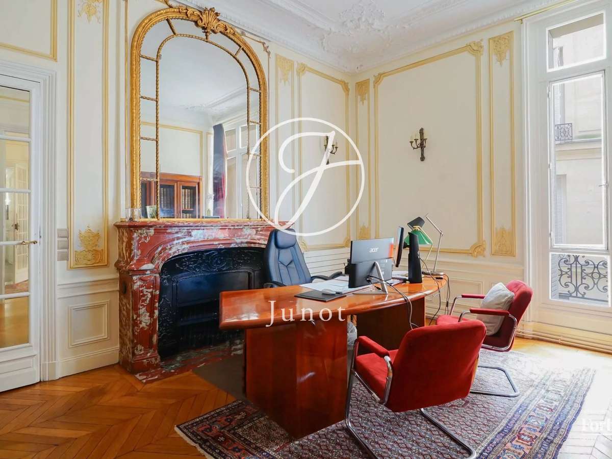 Apartment Paris 16e