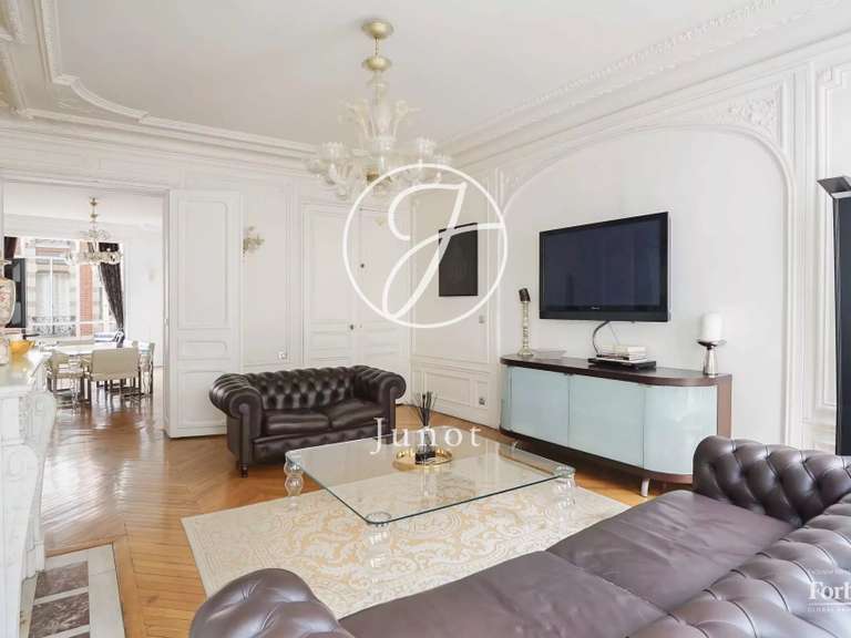 Appartement Paris 16e - 4 chambres - 215m²