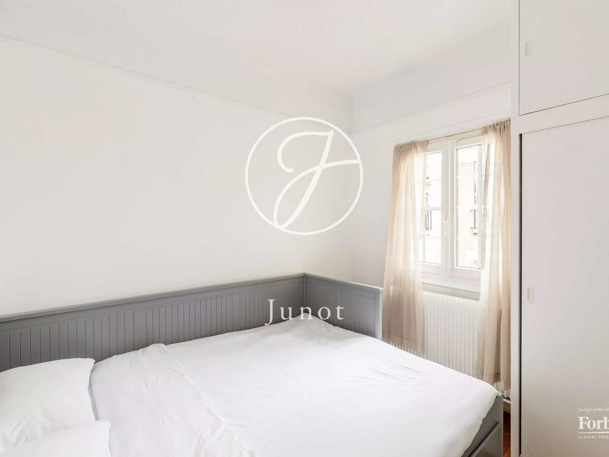 Apartment Paris 15e