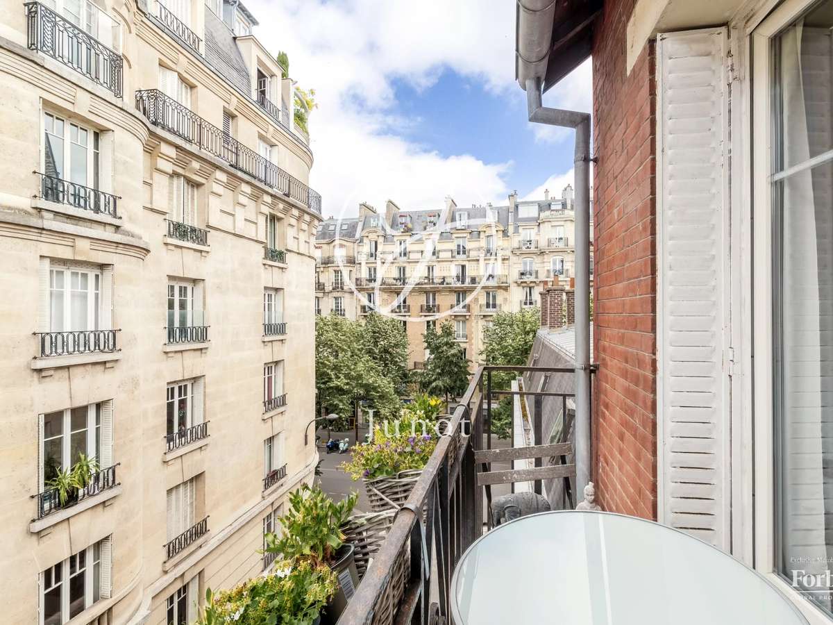 Apartment Paris 15e