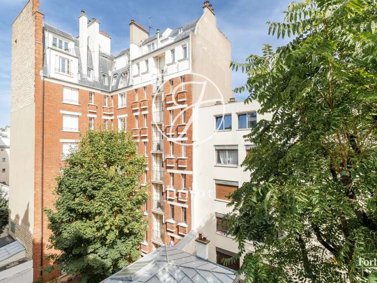 Appartement Paris 7e - 3 chambres - 79m²
