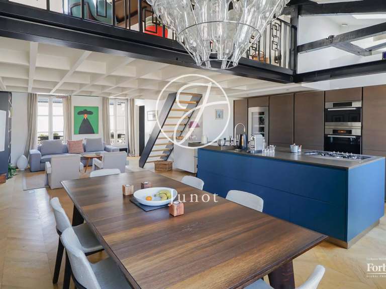 Appartement Paris 7e - 3 chambres - 101m²