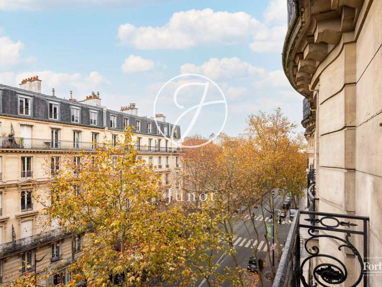 Appartement Paris 7e - 2 chambres - 109m²