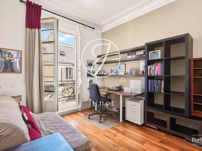 Appartement Paris 16e - 3 chambres - 112m²