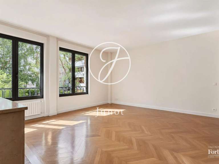 Apartment Paris 16e - 3 bedrooms - 119m²